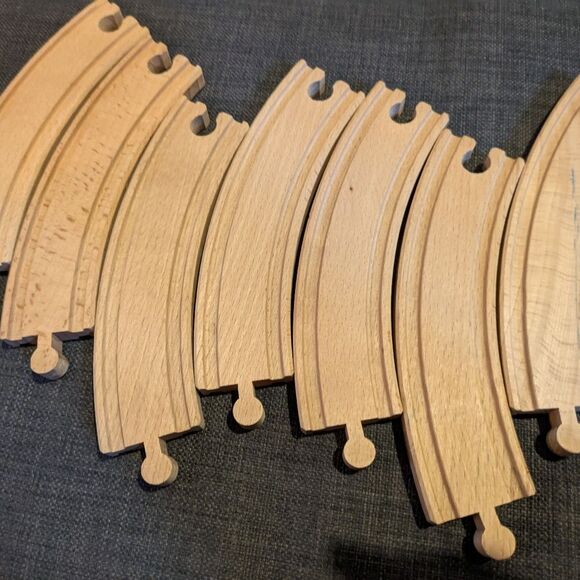 IKEA LILLABO basic train set - Incomplete - Picture 9 of 12